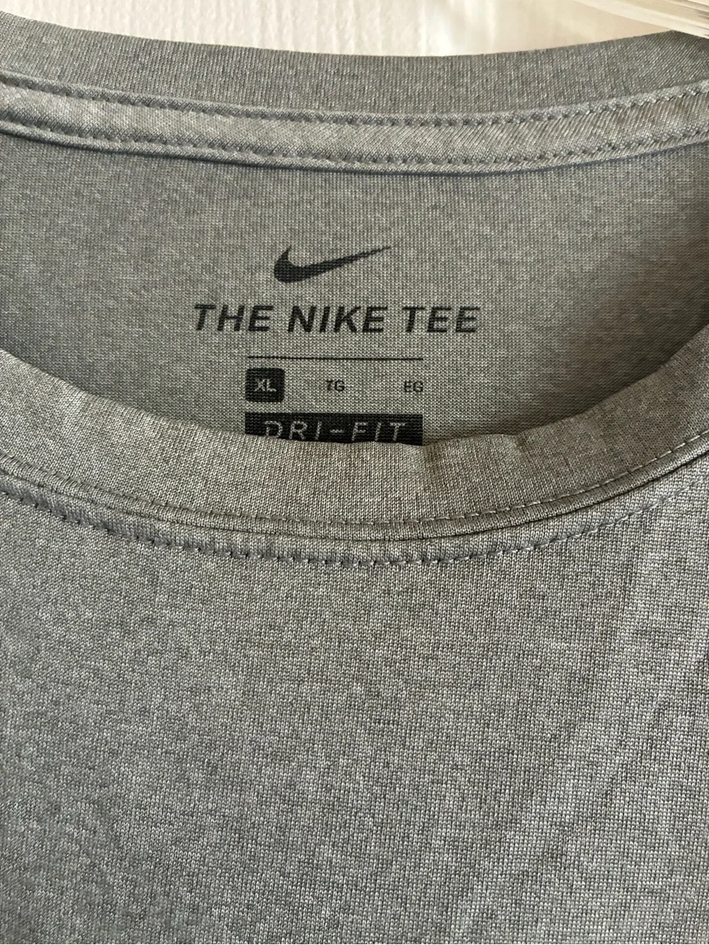 Nike Men’s Long-Sleeve Tee in Light Gray with Black Swoosh